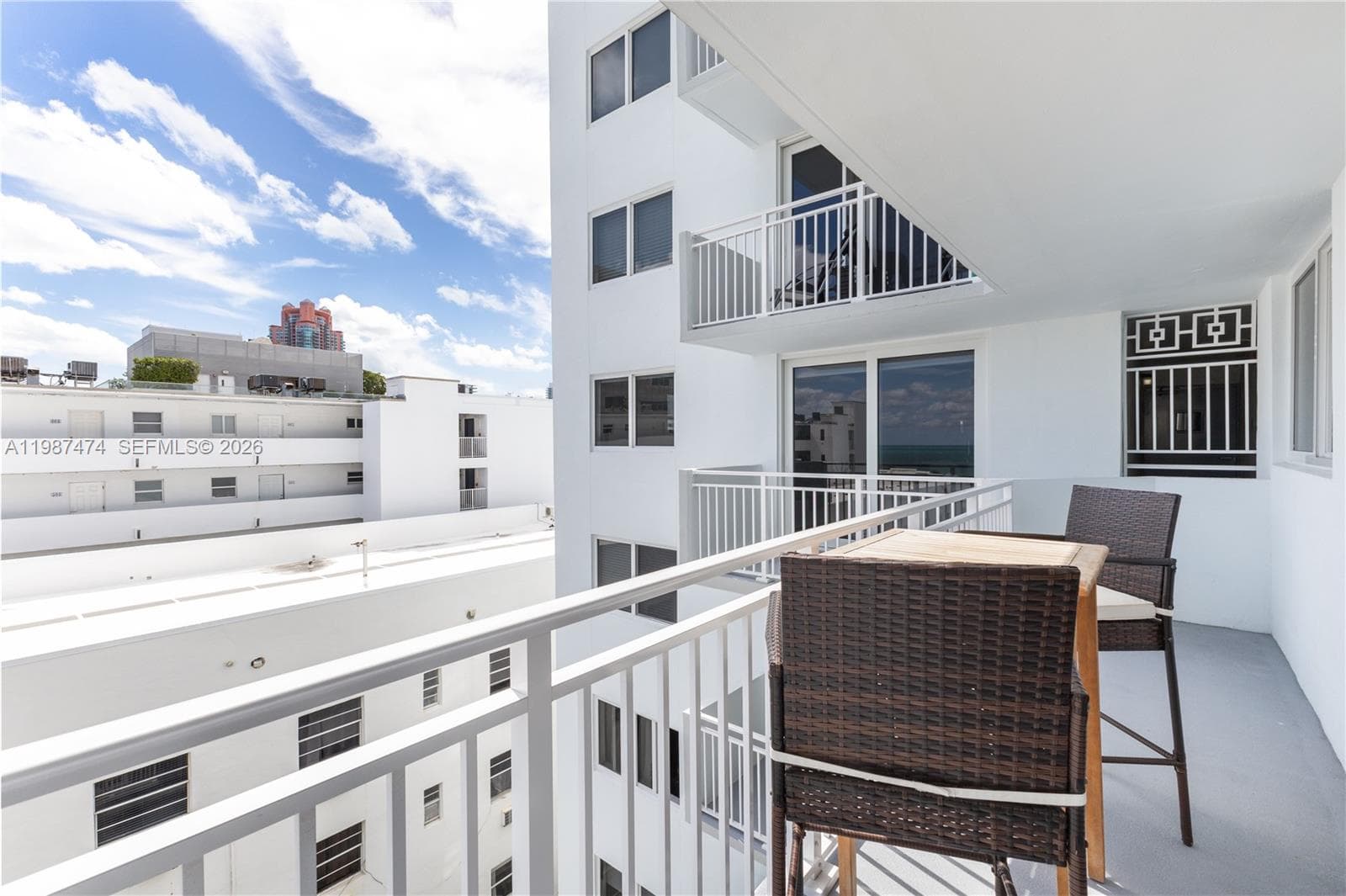 345 Ocean Dr 607 photo 19
