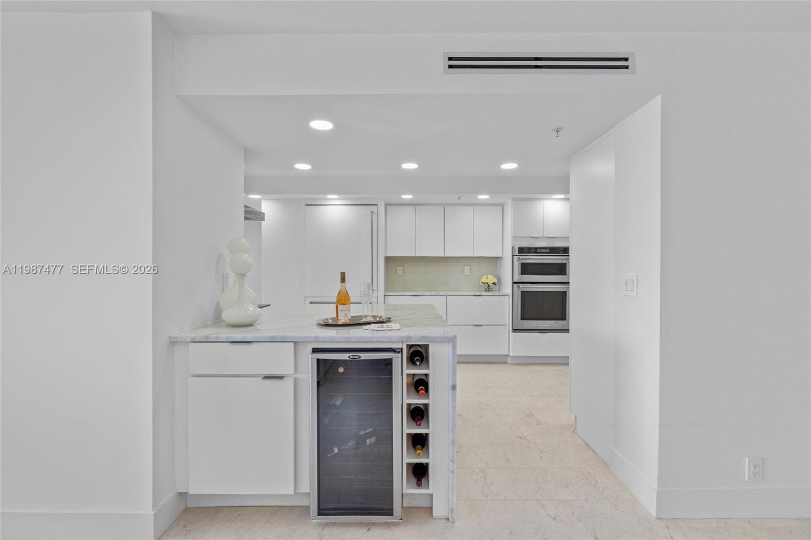 400 Flagler Dr 2003 photo 6