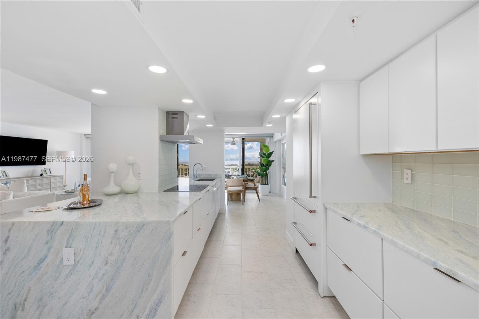 400 Flagler Dr 2003 photo 7