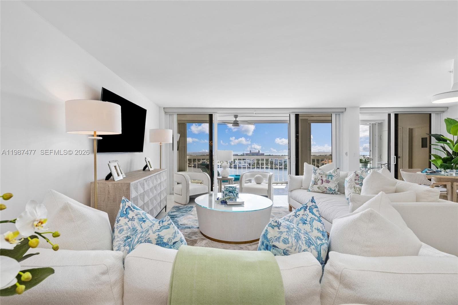 400 Flagler Dr 2003 photo 5