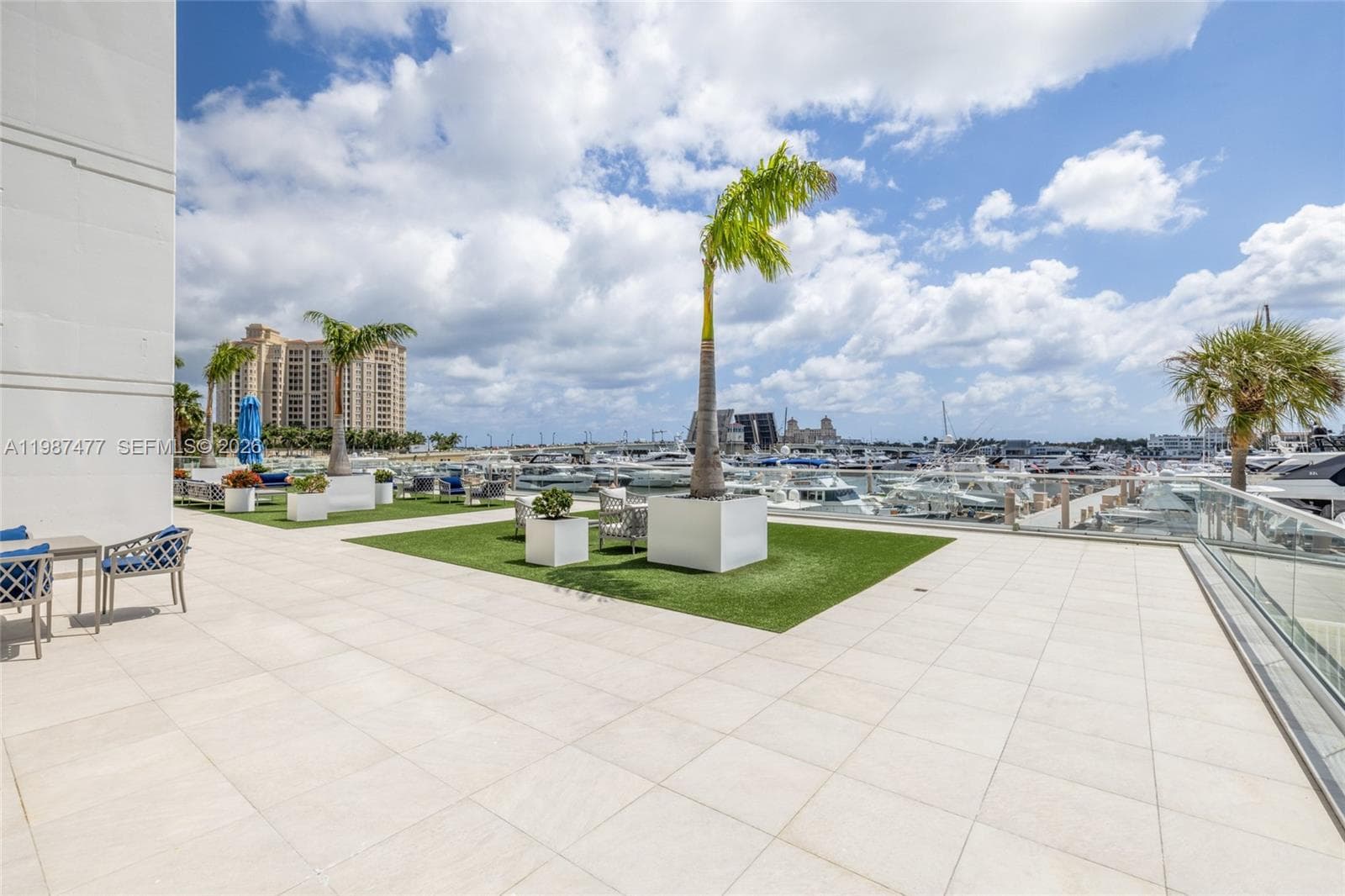 400 Flagler Dr 2003 photo 25