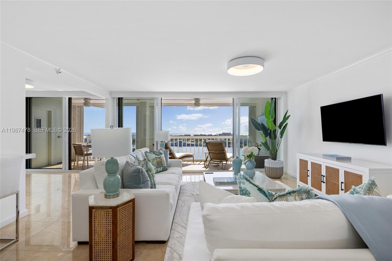 400 Flagler Dr 2004 photo 6