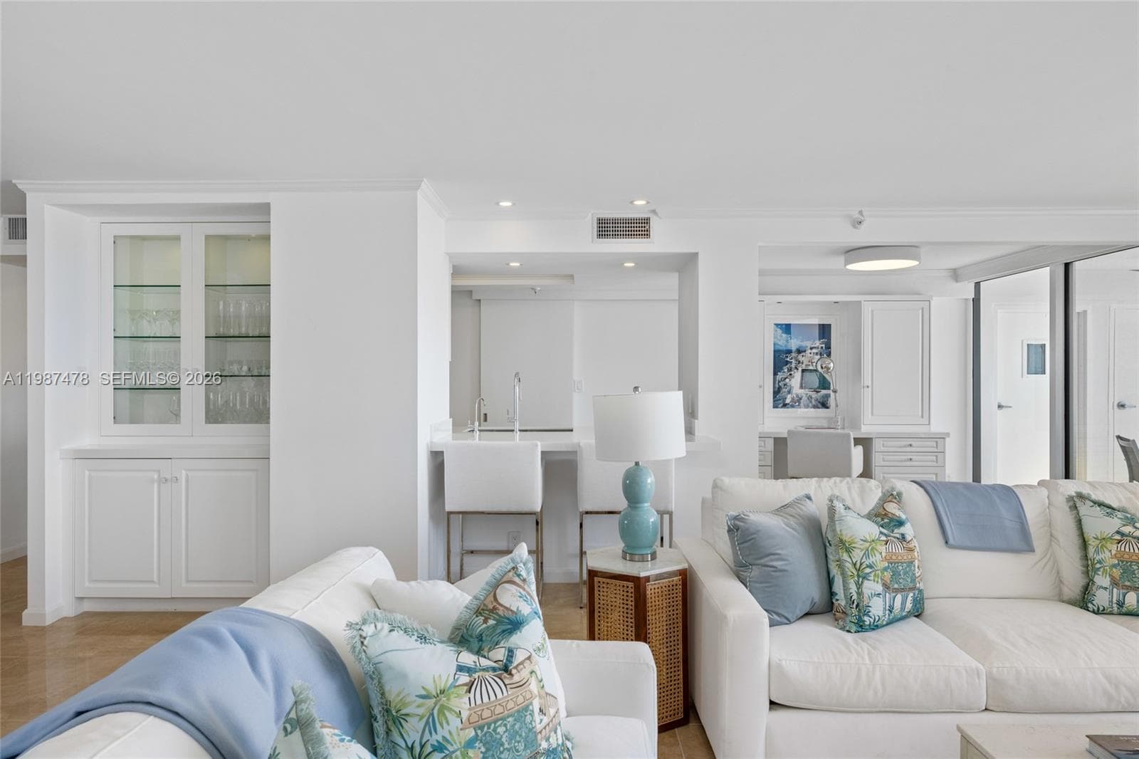 400 Flagler Dr 2004 photo 5