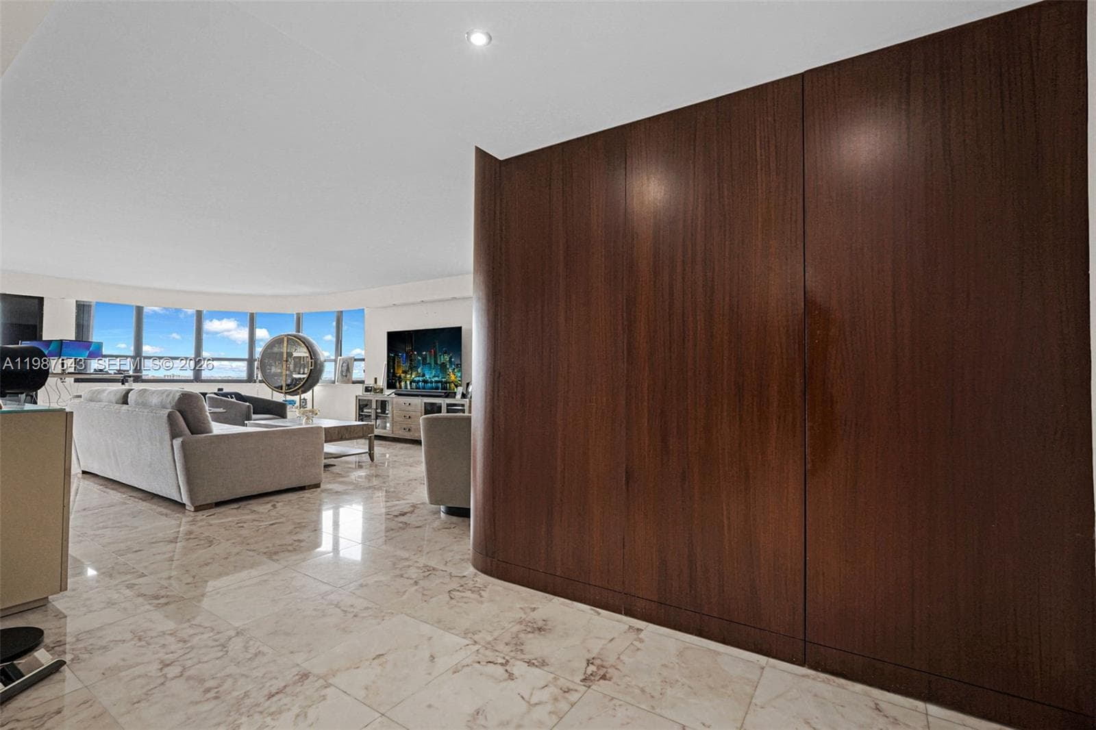10175 Collins Ave 1207 photo 9