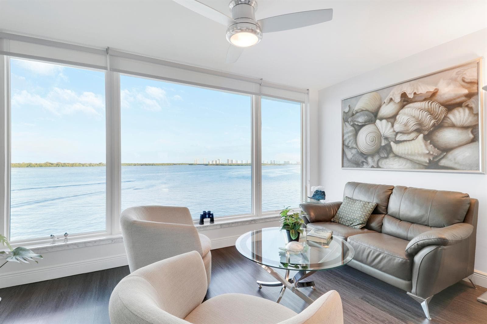 52 Yacht Club Drive 402 photo 14