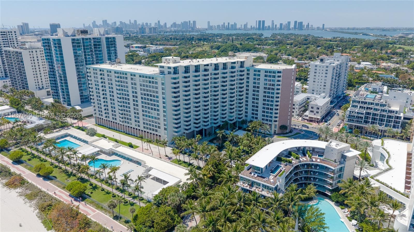 2899 Collins Ave 1422 photo 1