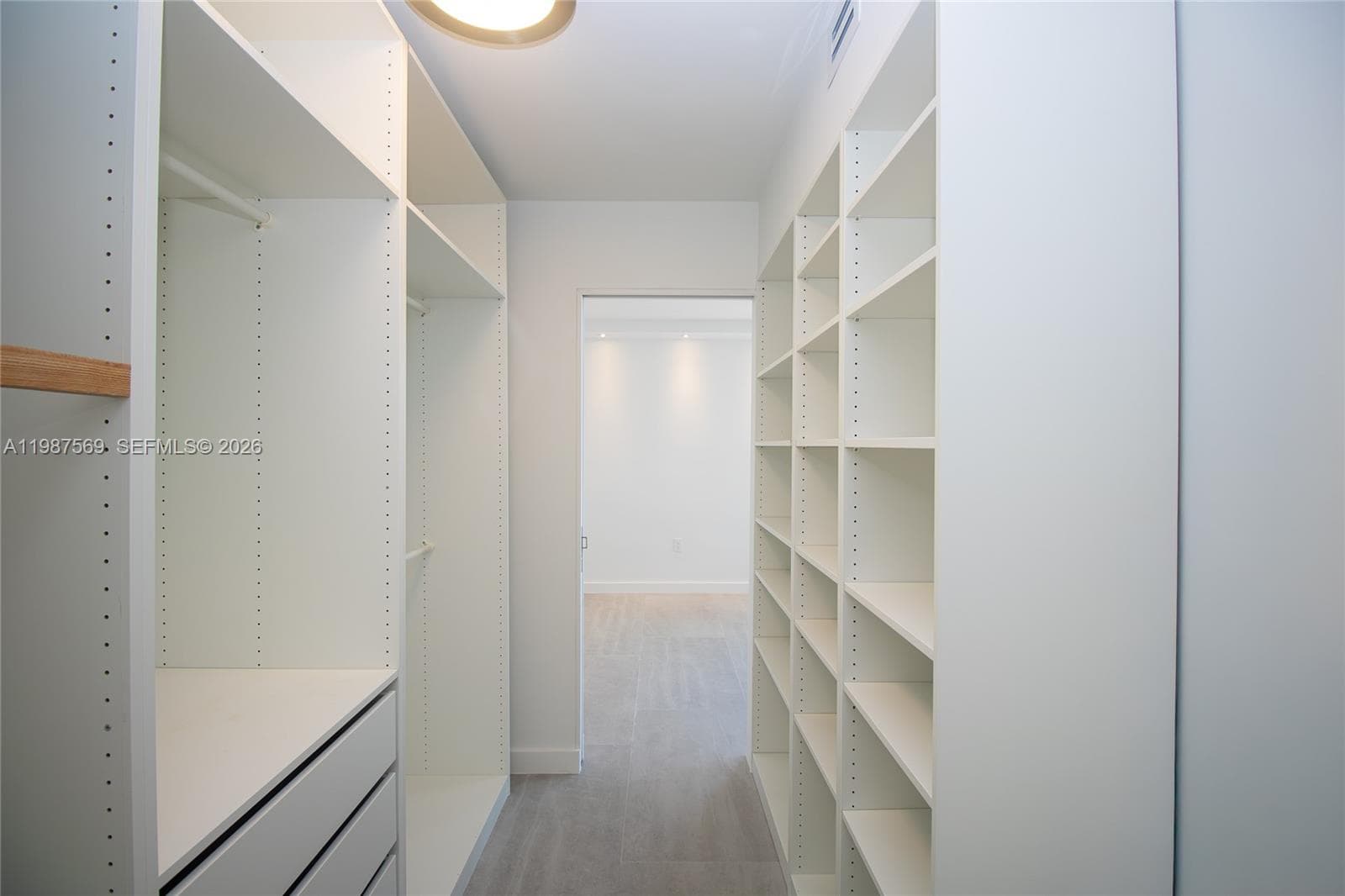 2899 Collins Ave 1422 photo 14