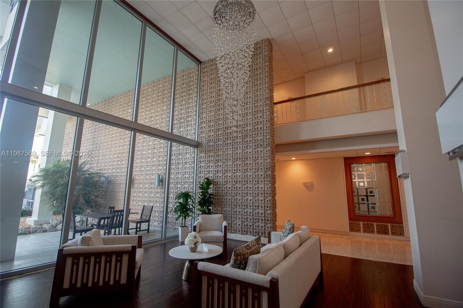 2899 Collins Ave 1422 photo 18