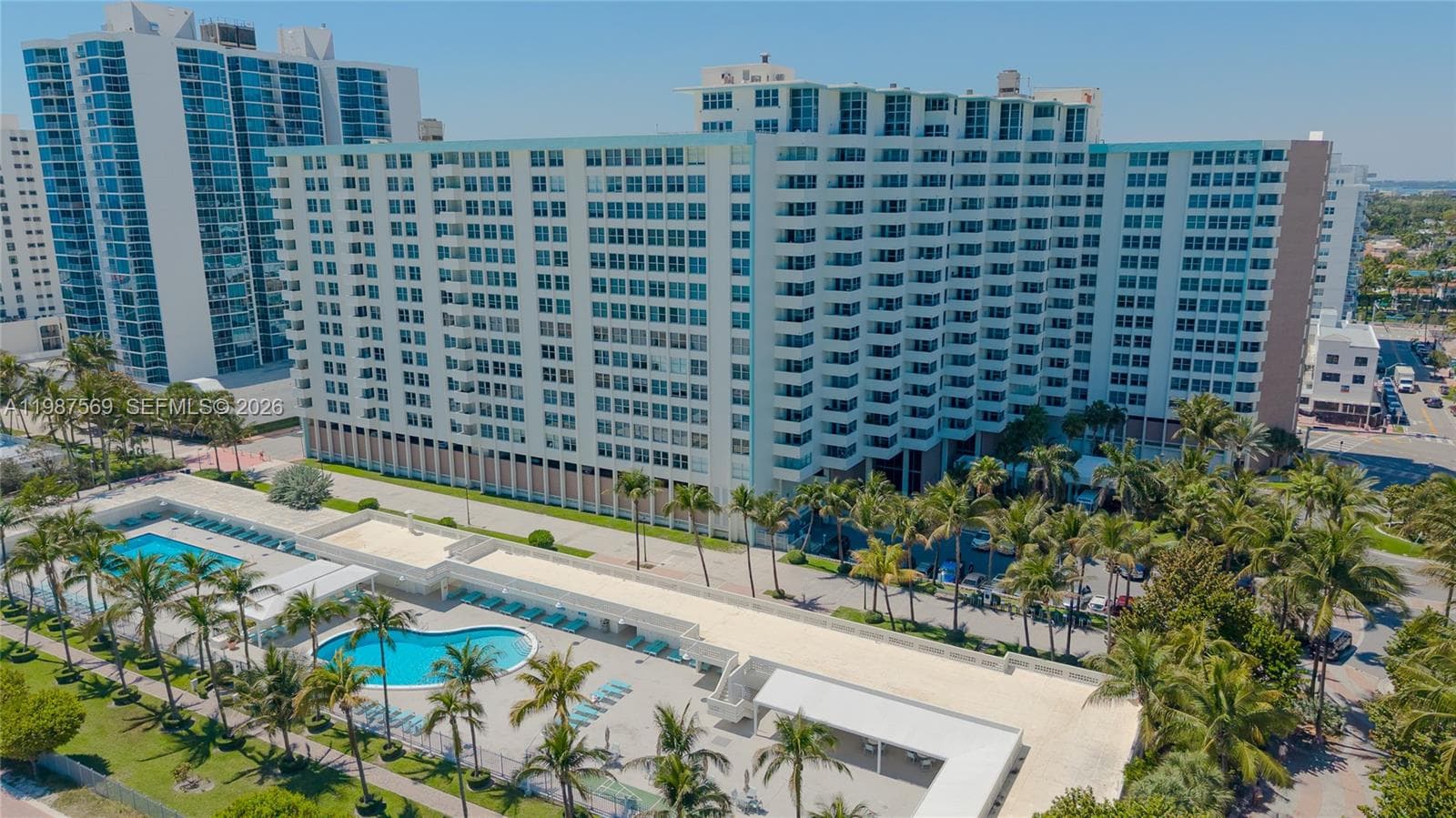 2899 Collins Ave 1422 photo 25