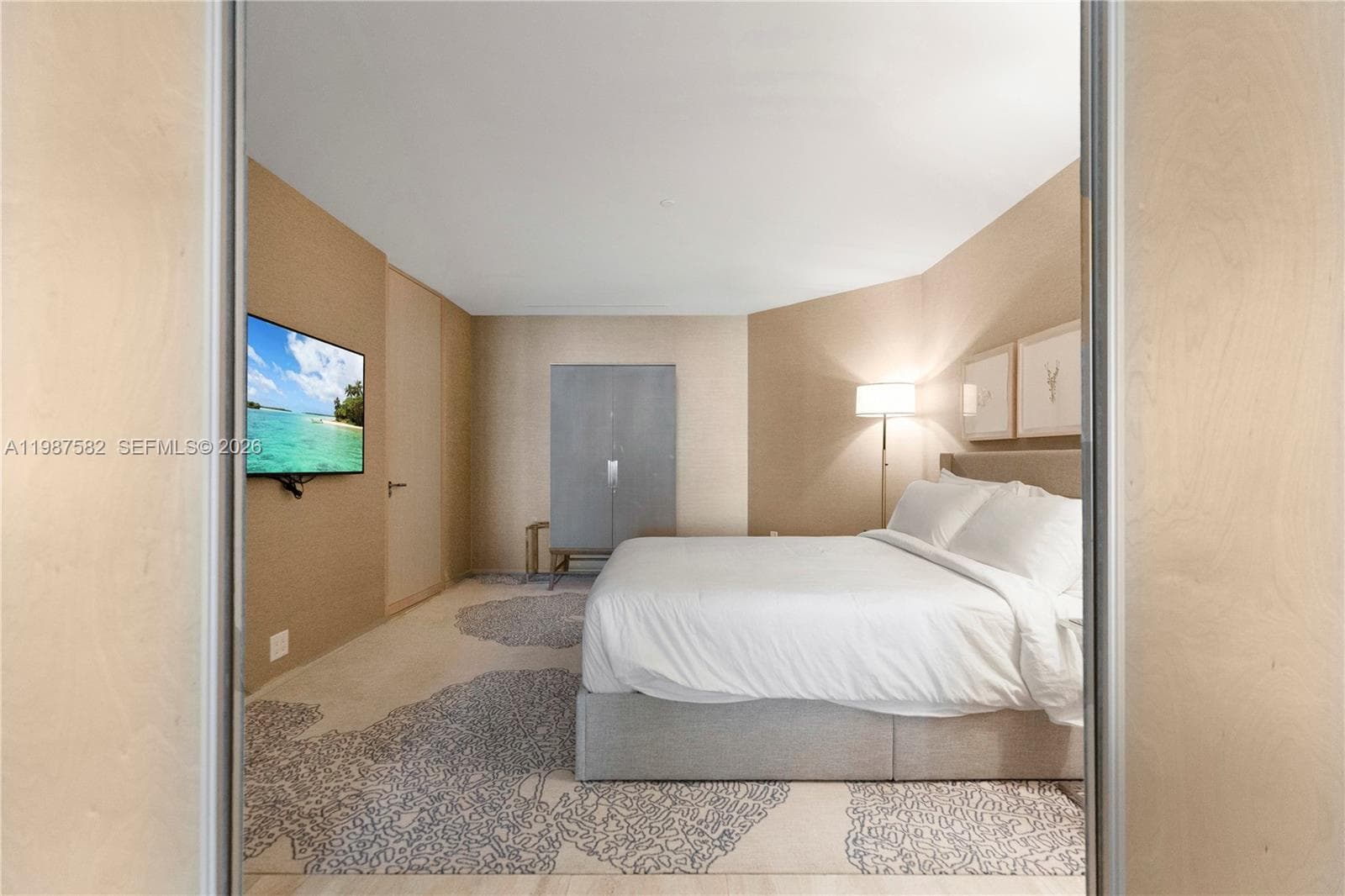 9703 Collins Ave 1006 photo 18