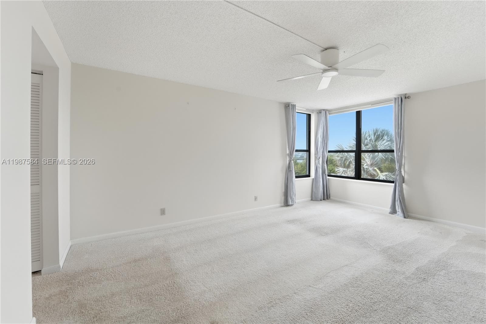 19670 Beach Rd B323 photo 22