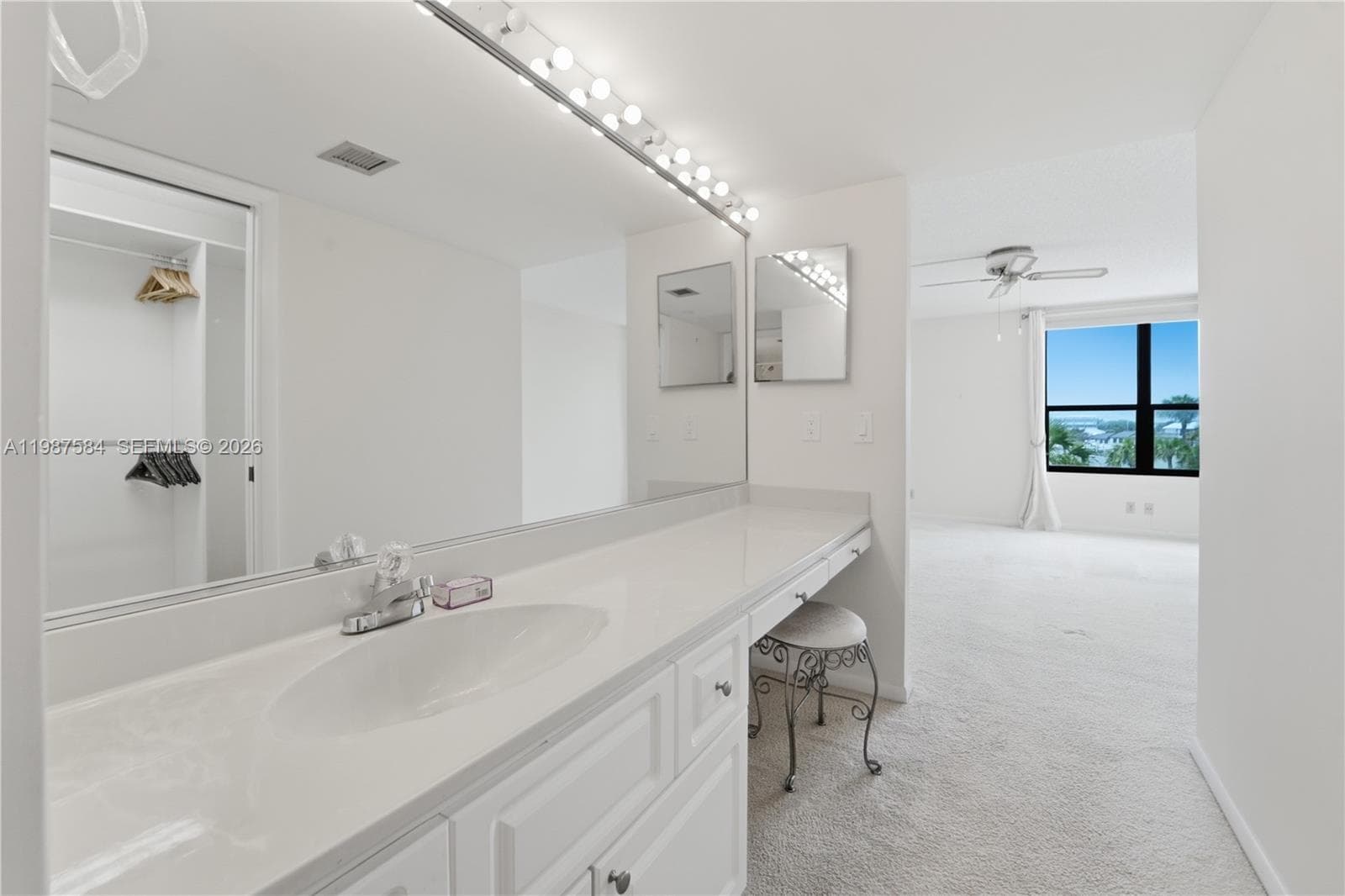 19670 Beach Rd B323 photo 24