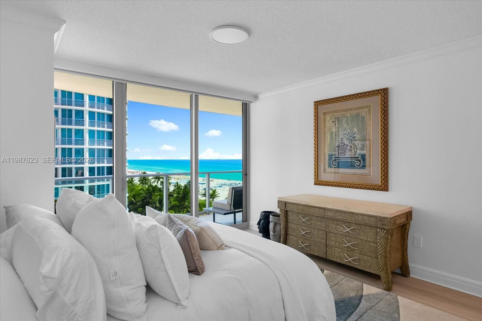 1455 Ocean Dr 909 photo 17