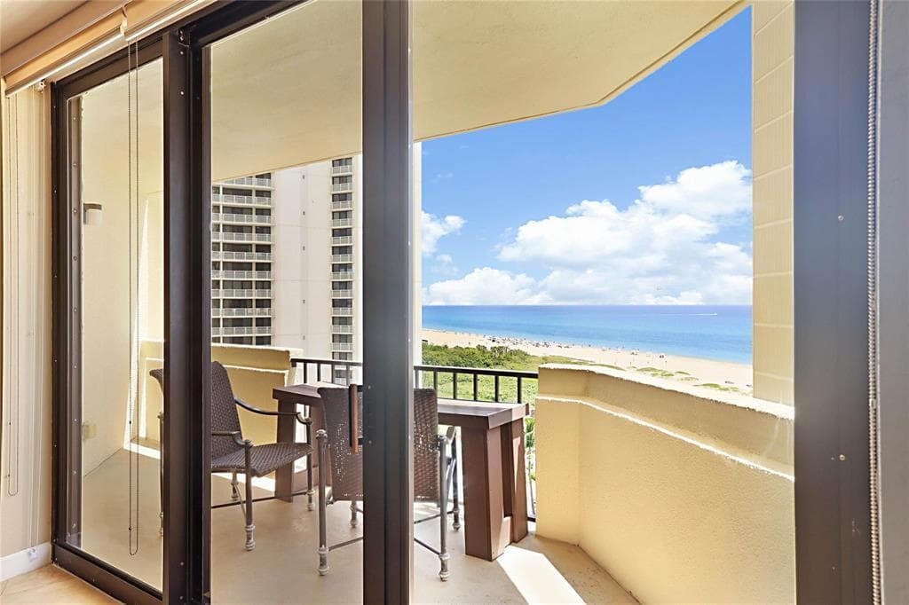 2800 N Ocean Drive B-9d photo 6