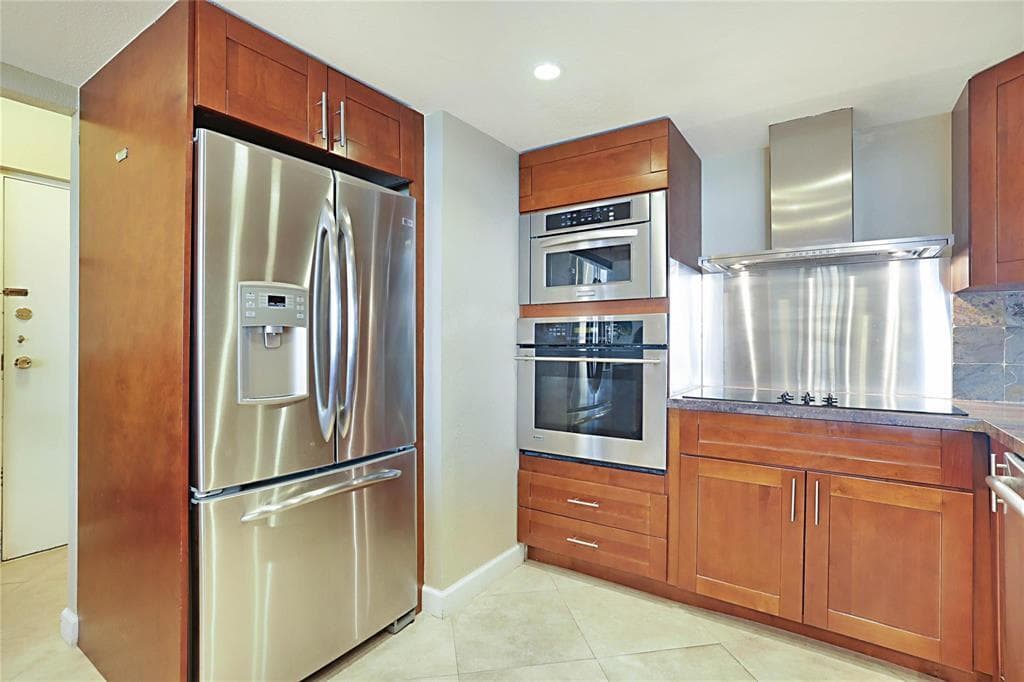 2800 N Ocean Drive B-9d photo 12