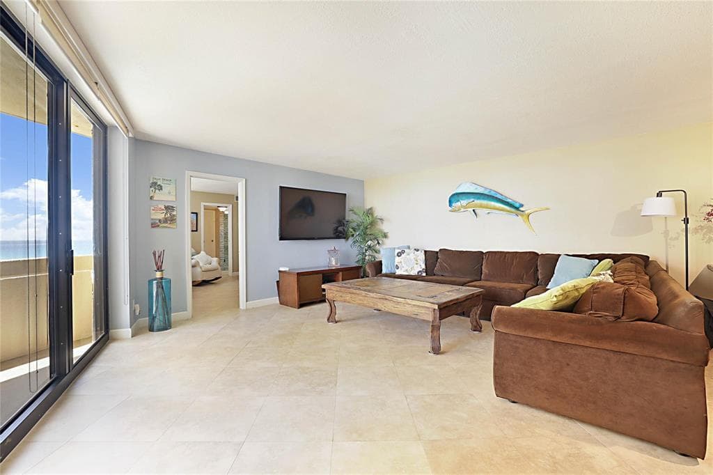 2800 N Ocean Drive B-9d photo 4