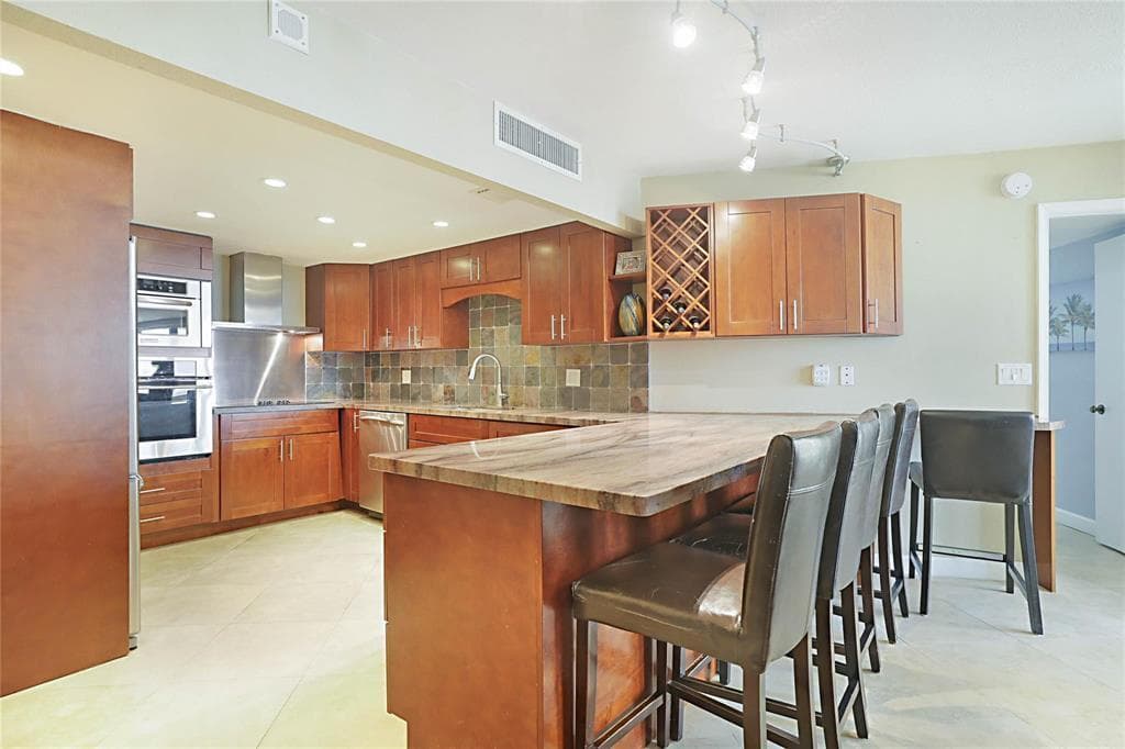 2800 N Ocean Drive B-9d photo 8