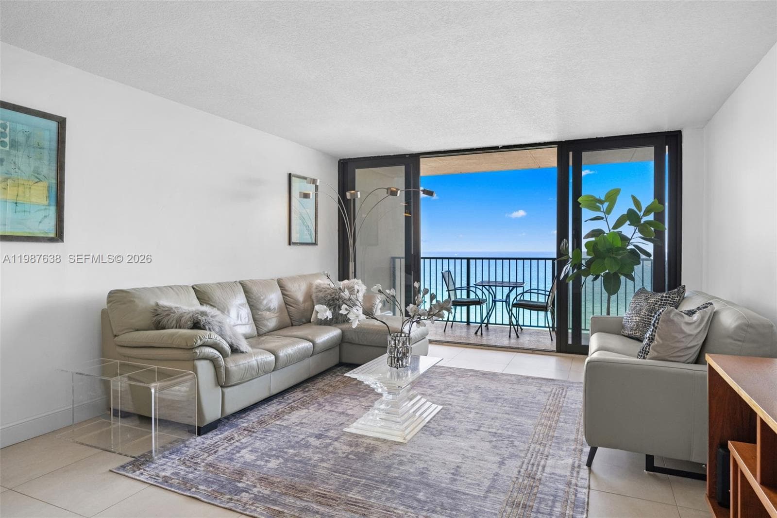 2201 S Ocean Dr 1102 photo 3
