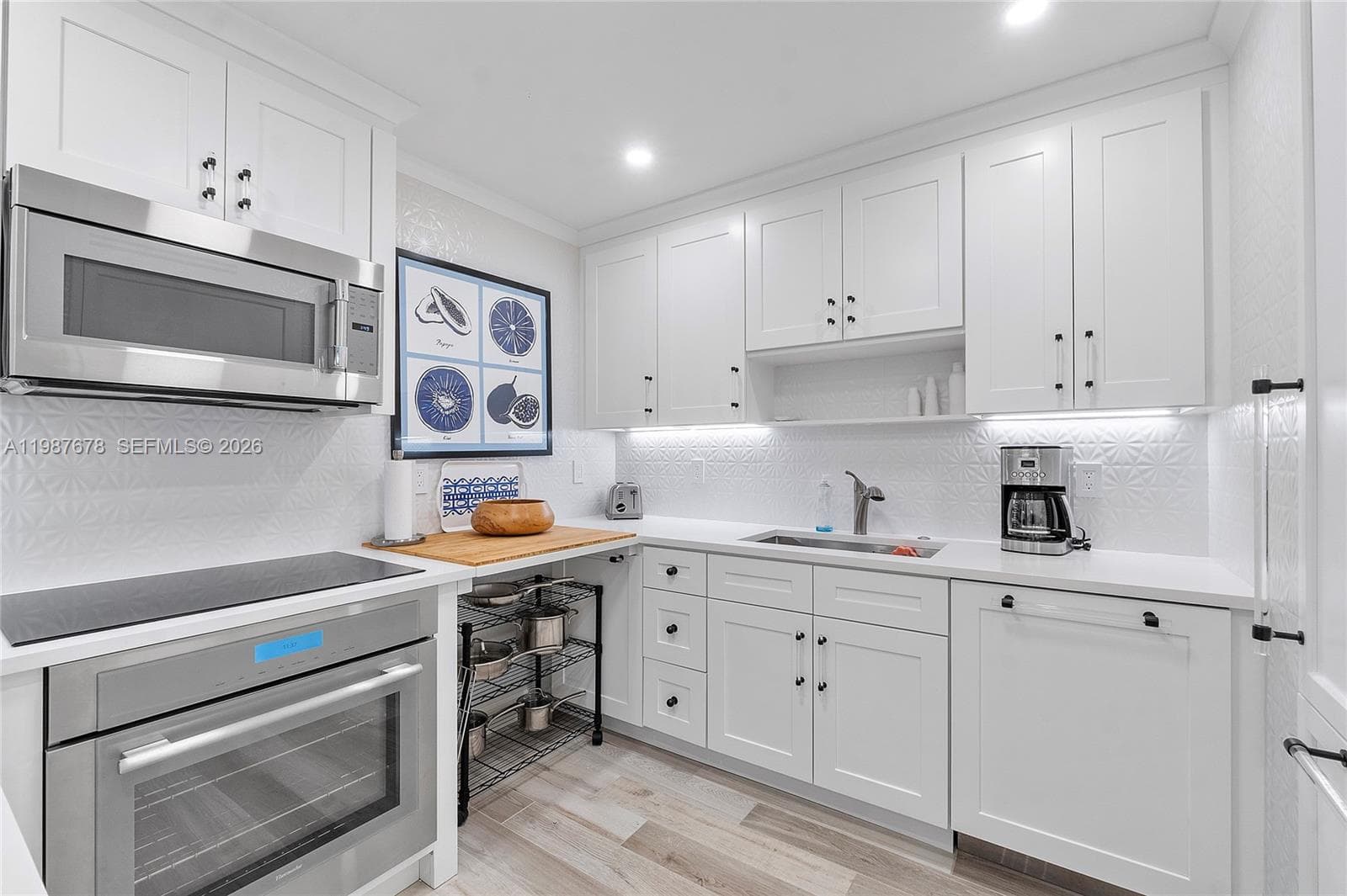 170 Ocean Blvd 304 photo 22