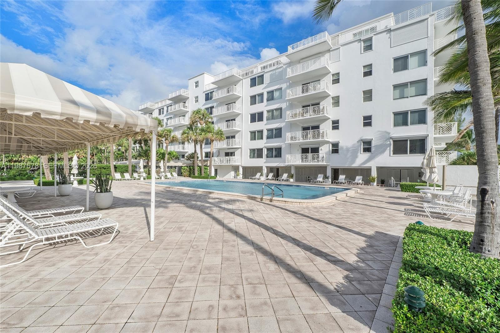 170 Ocean Blvd 304 photo 7