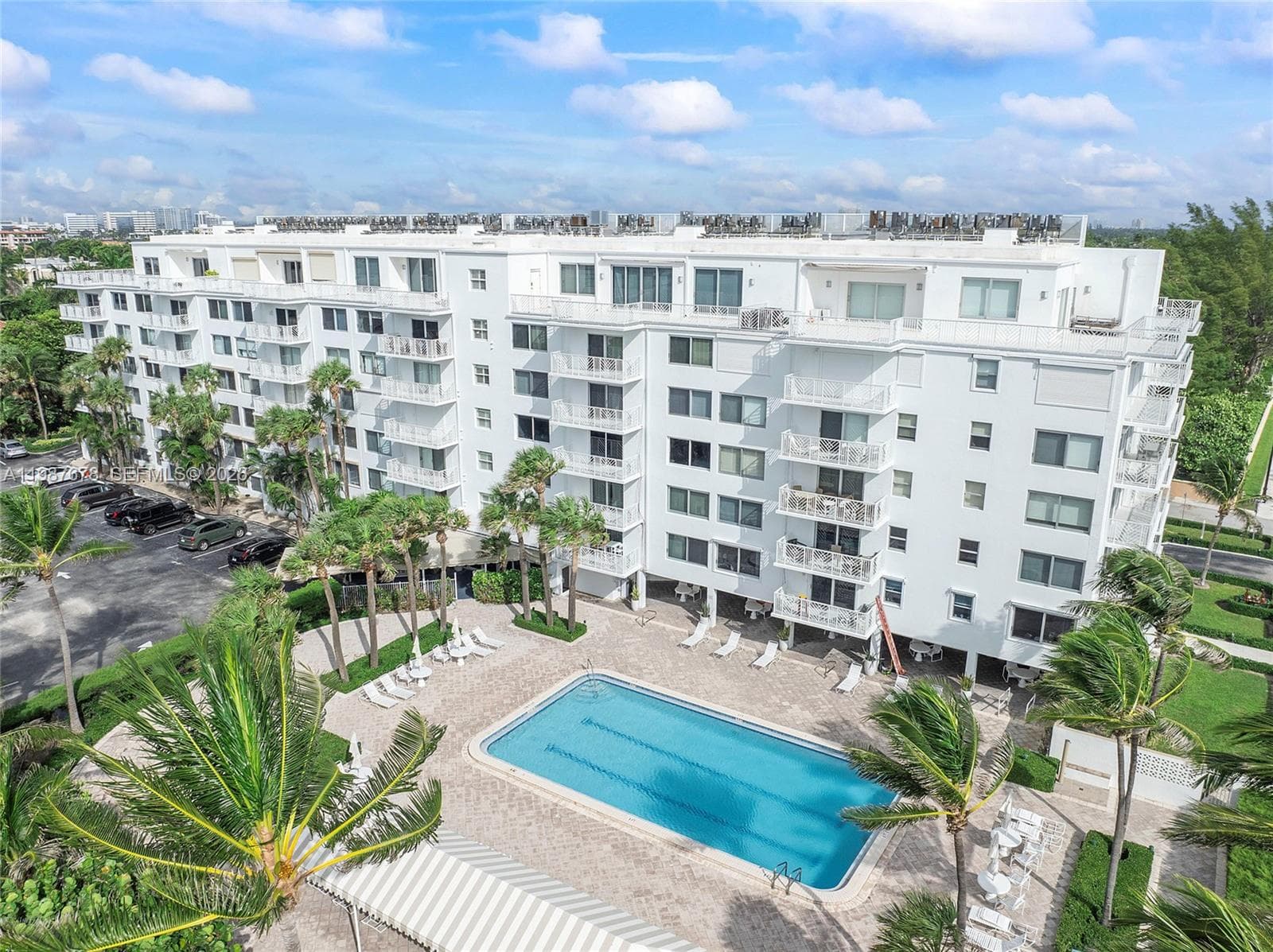 170 Ocean Blvd 304 photo 1
