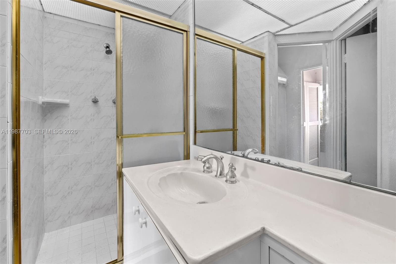 5055 Collins Ave CAB14 photo 6