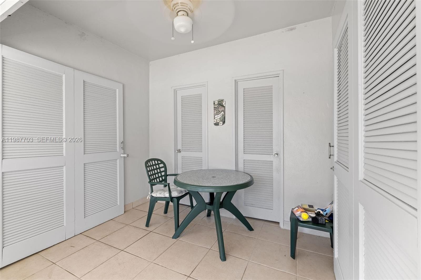 5055 Collins Ave CAB14 photo 4