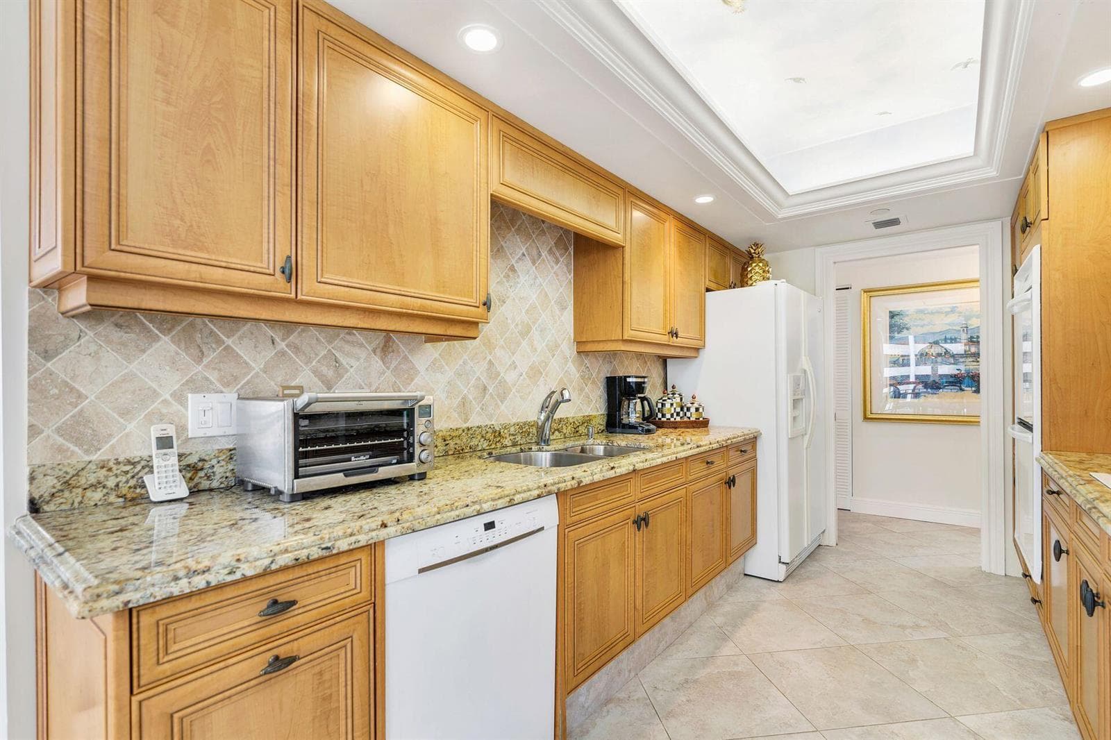 4100 N Ocean Drive 301 photo 7
