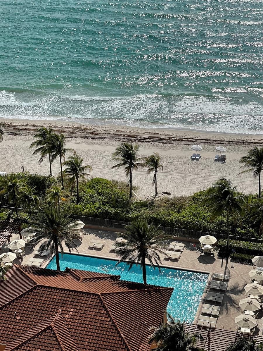 2080 Ocean Dr PH4 photo 6