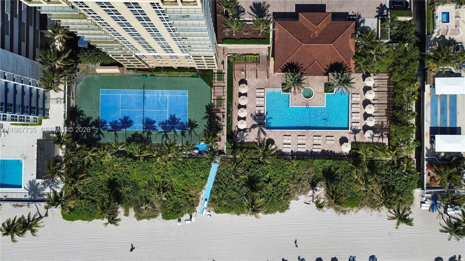 2080 Ocean Dr PH4 photo 17