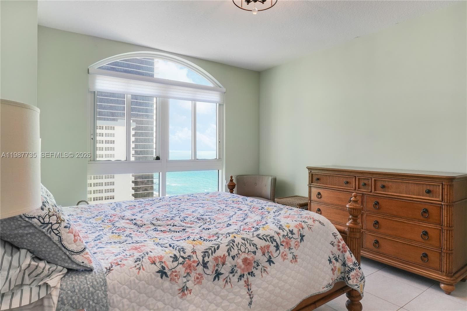 2080 Ocean Dr PH4 photo 16