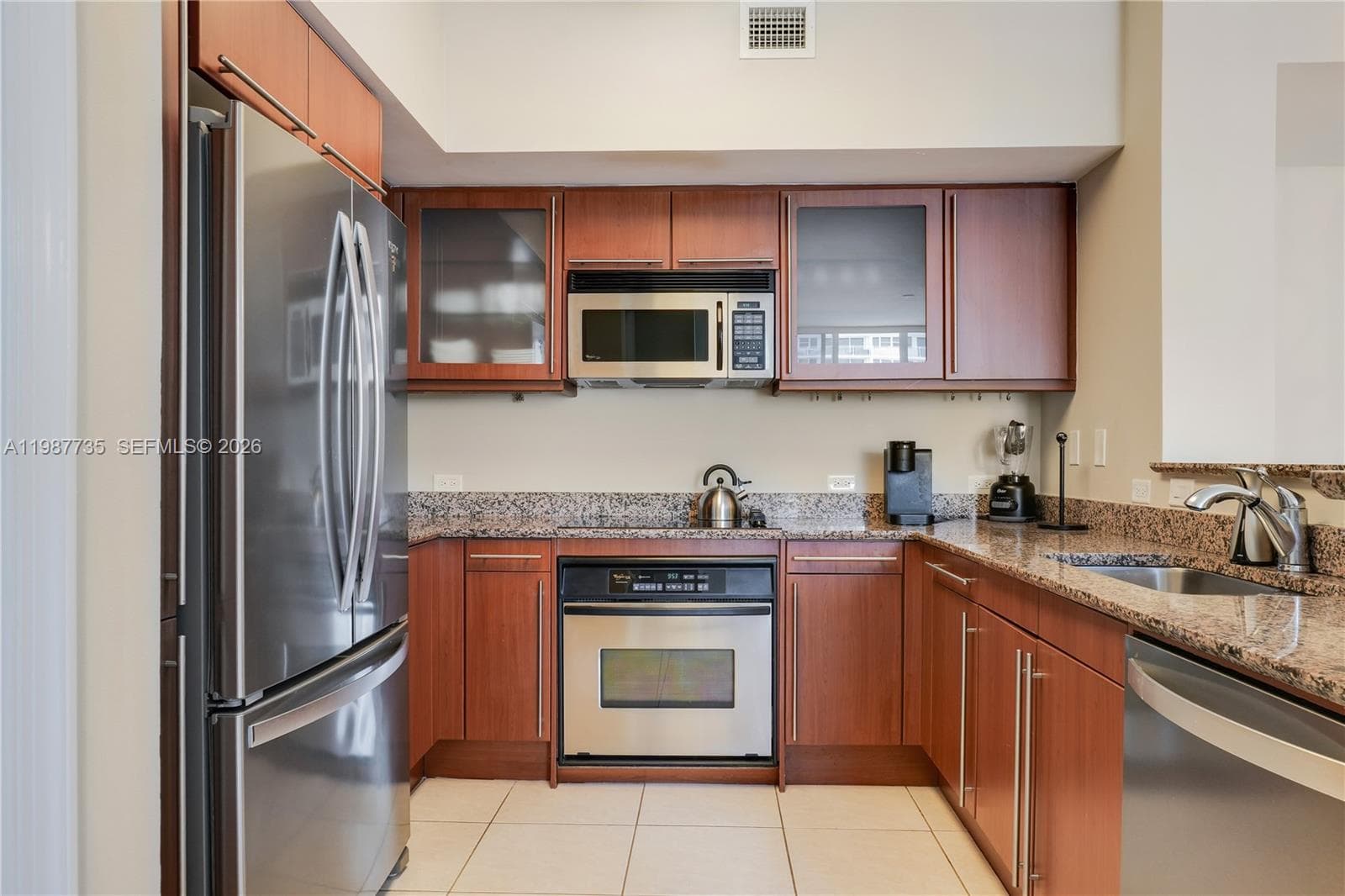 2080 Ocean Dr PH4 photo 3