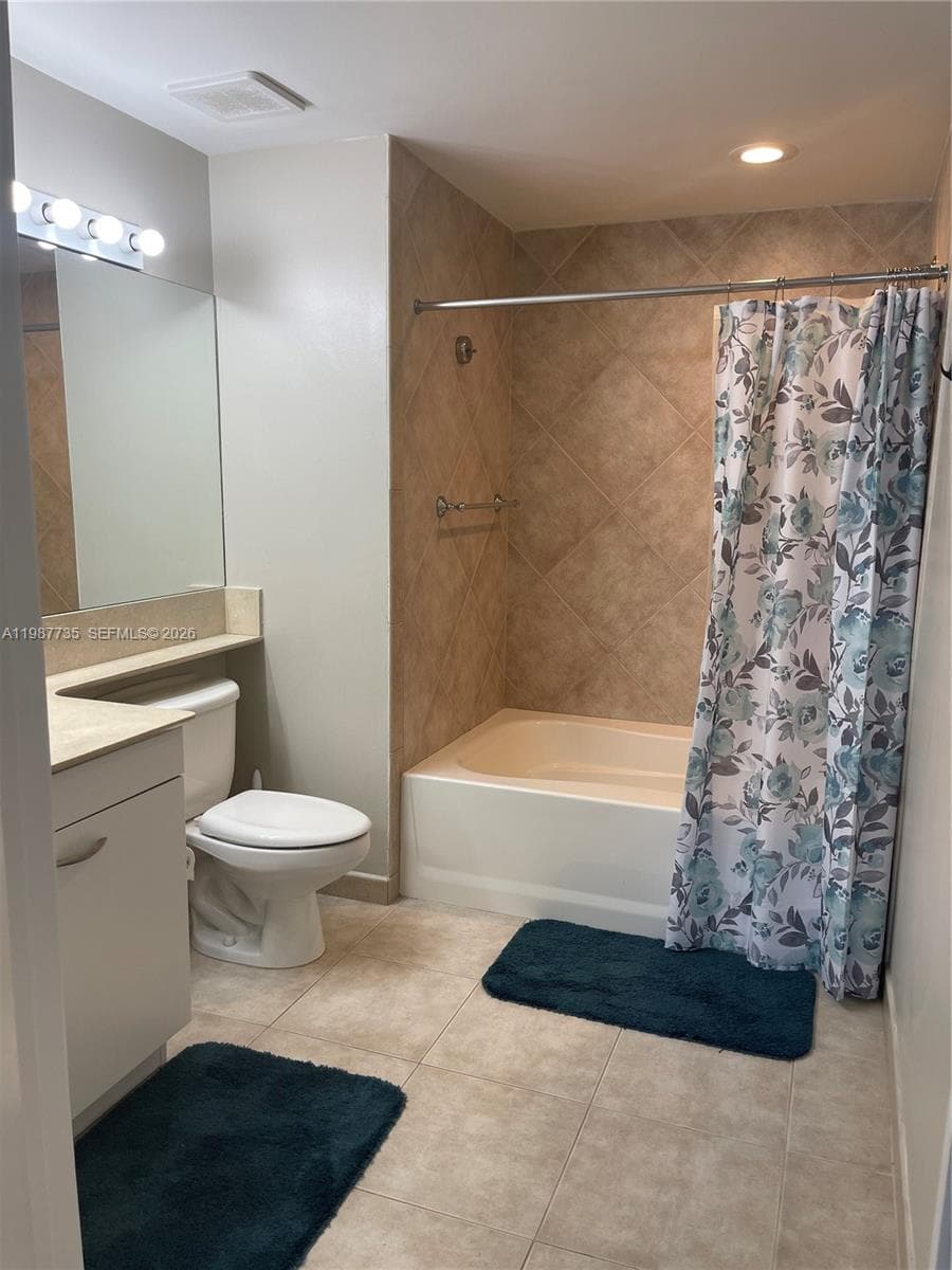 2080 Ocean Dr PH4 photo 18