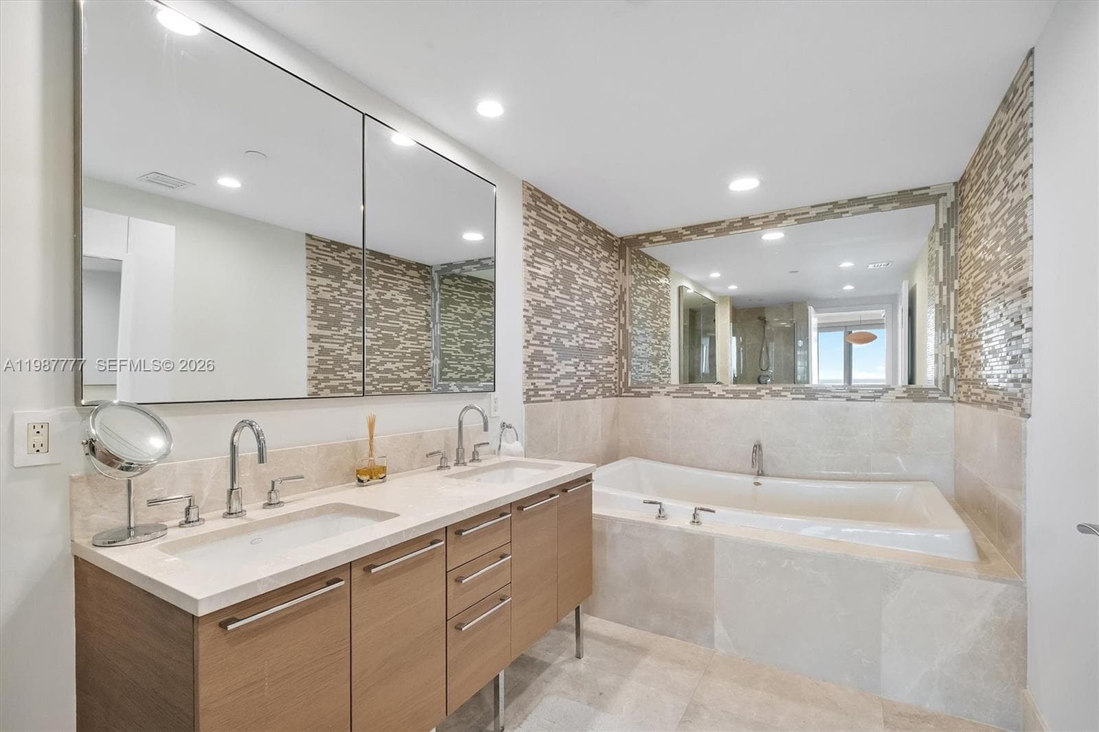 17001 Collins Ave 2702 photo 14