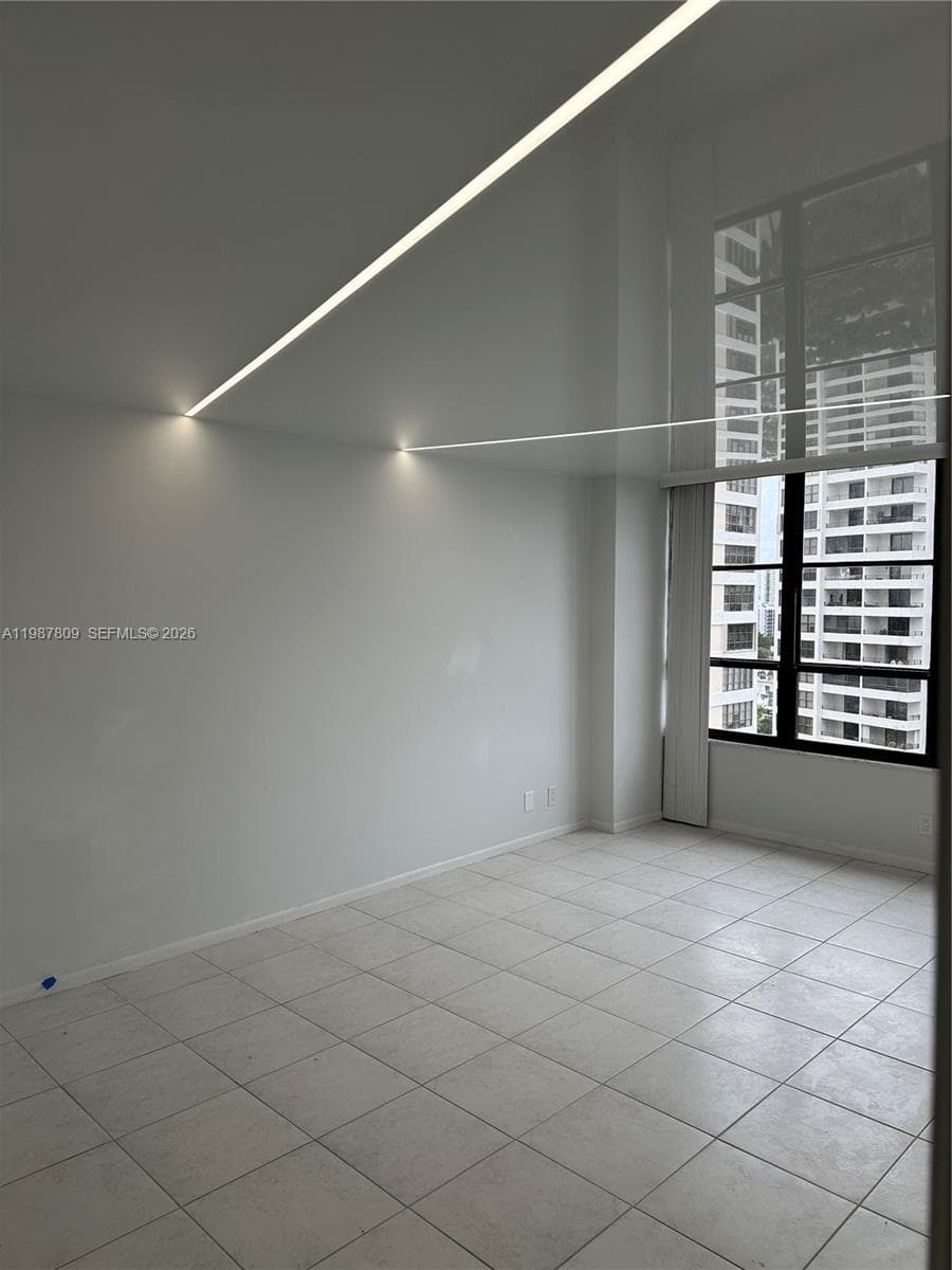 600 Three Islands Blvd 1113 photo 9