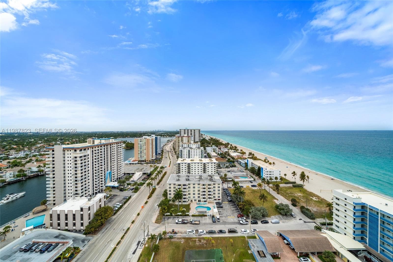 2101 Ocean Dr 2304 photo 20