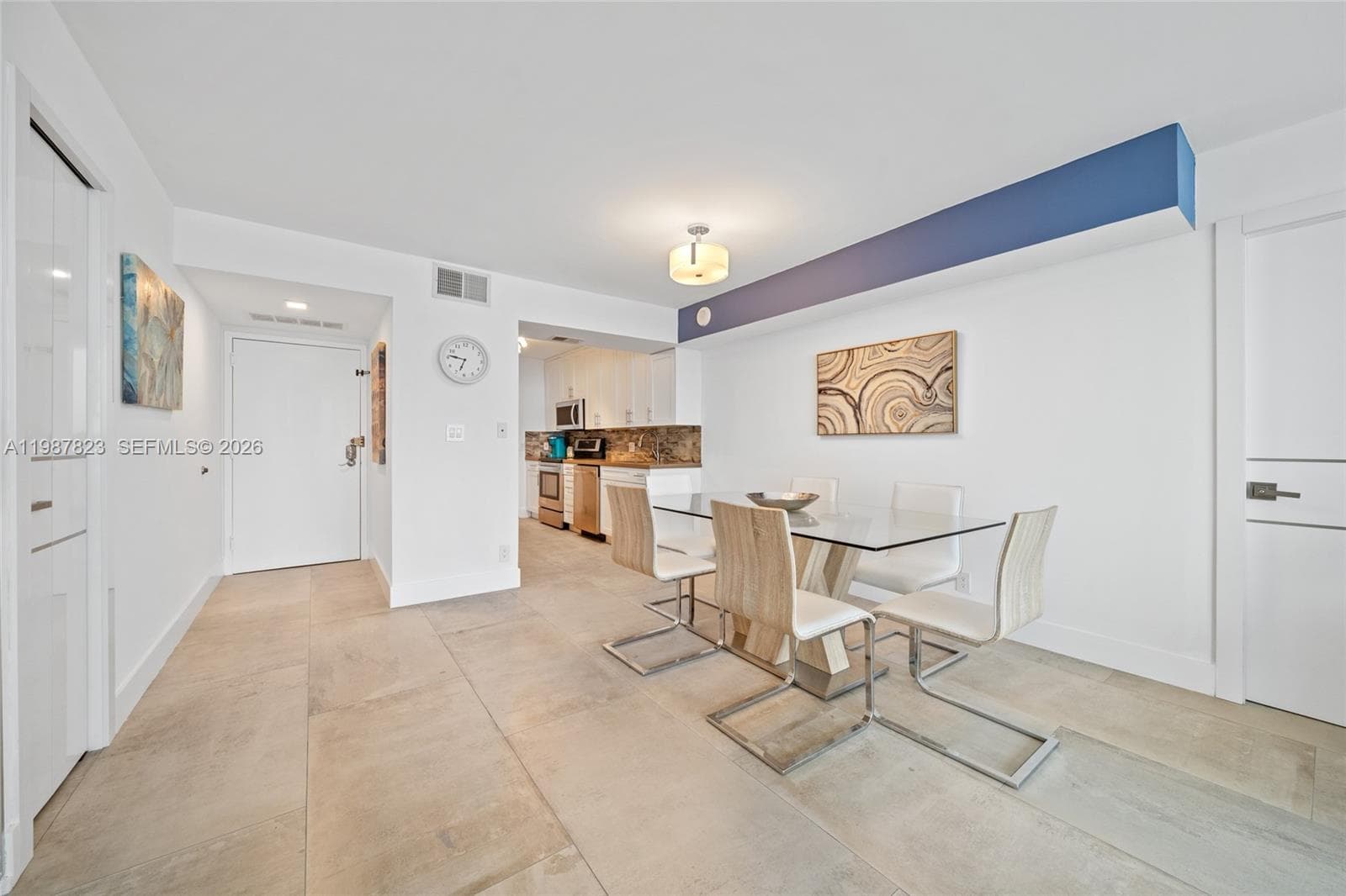 2101 Ocean Dr 2304 photo 10