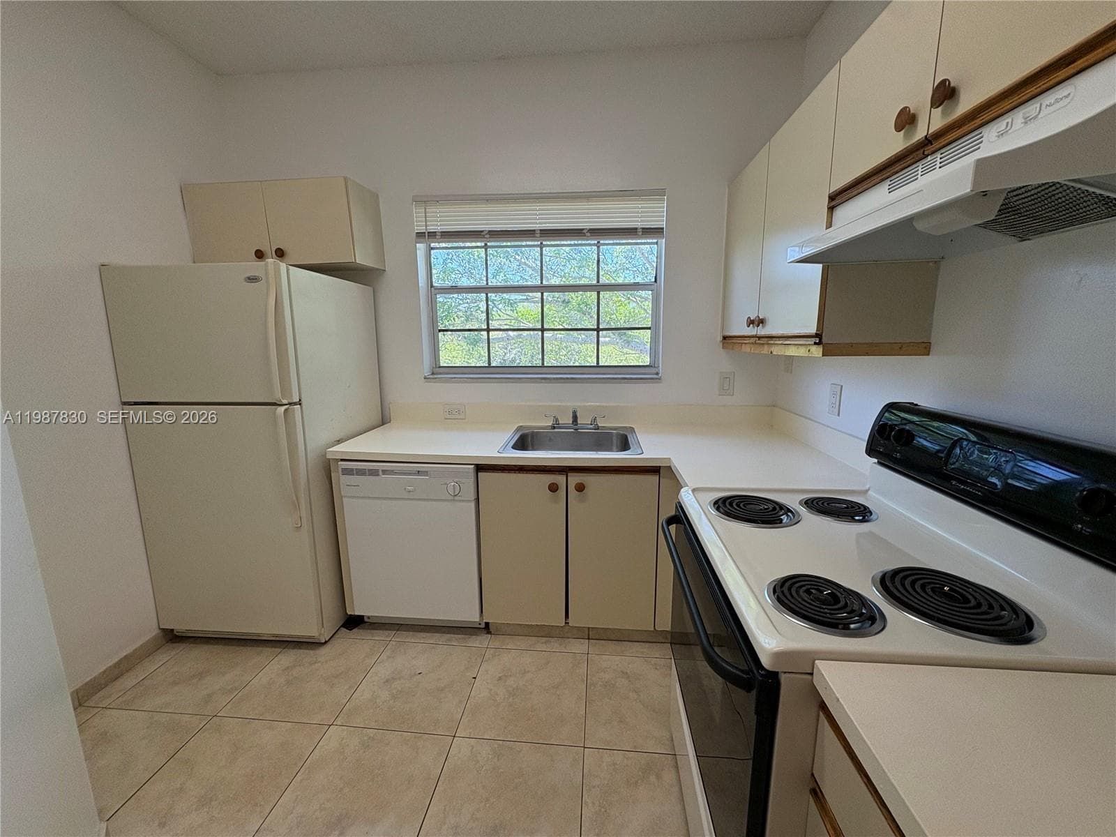 601 Cypress Lake Blvd P14 photo 8
