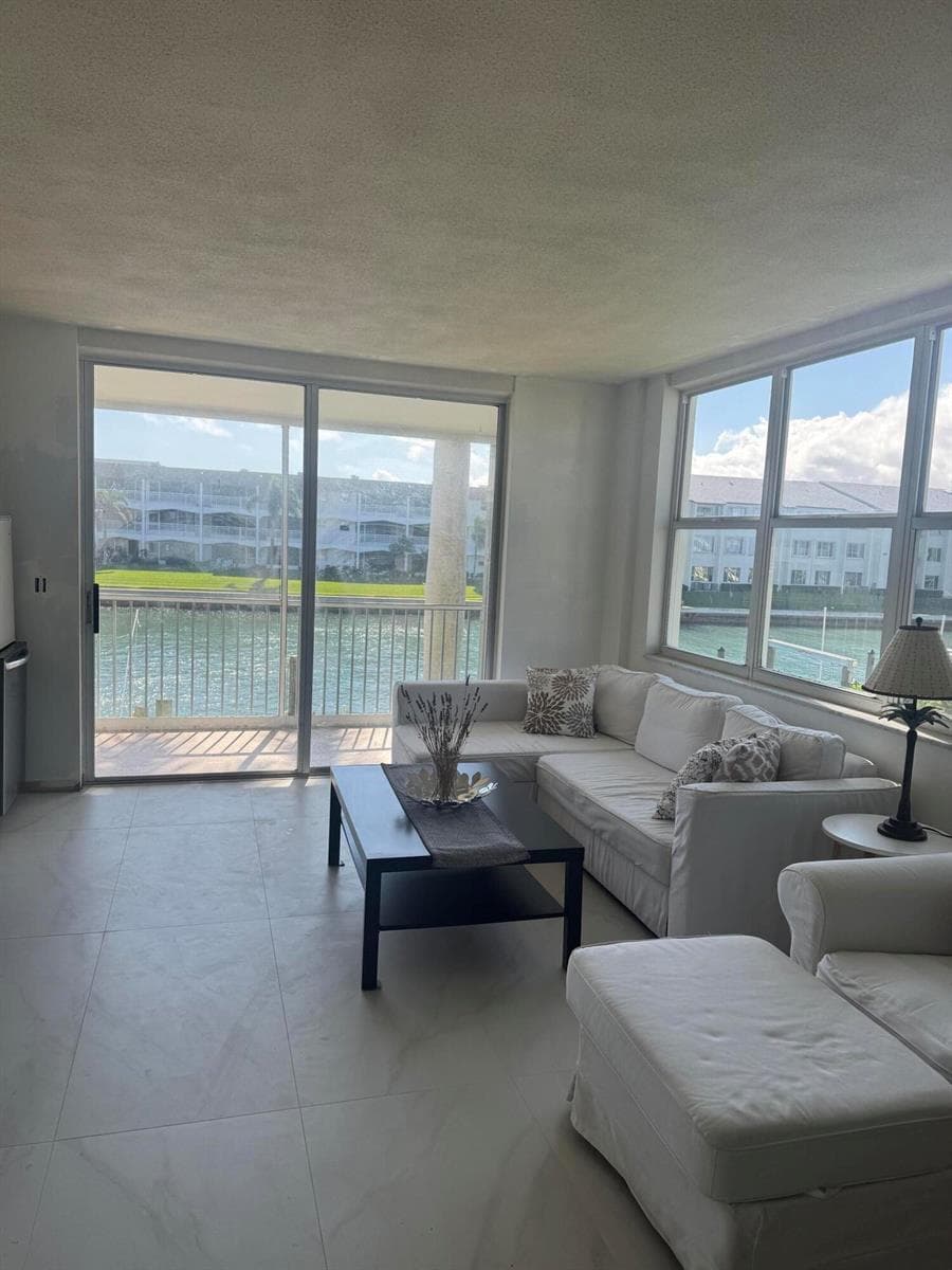 100 Paradise Harbour Boulevard 212 photo 8