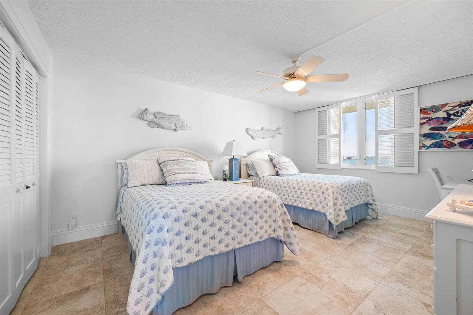 375 S Beach Road 802 photo 23