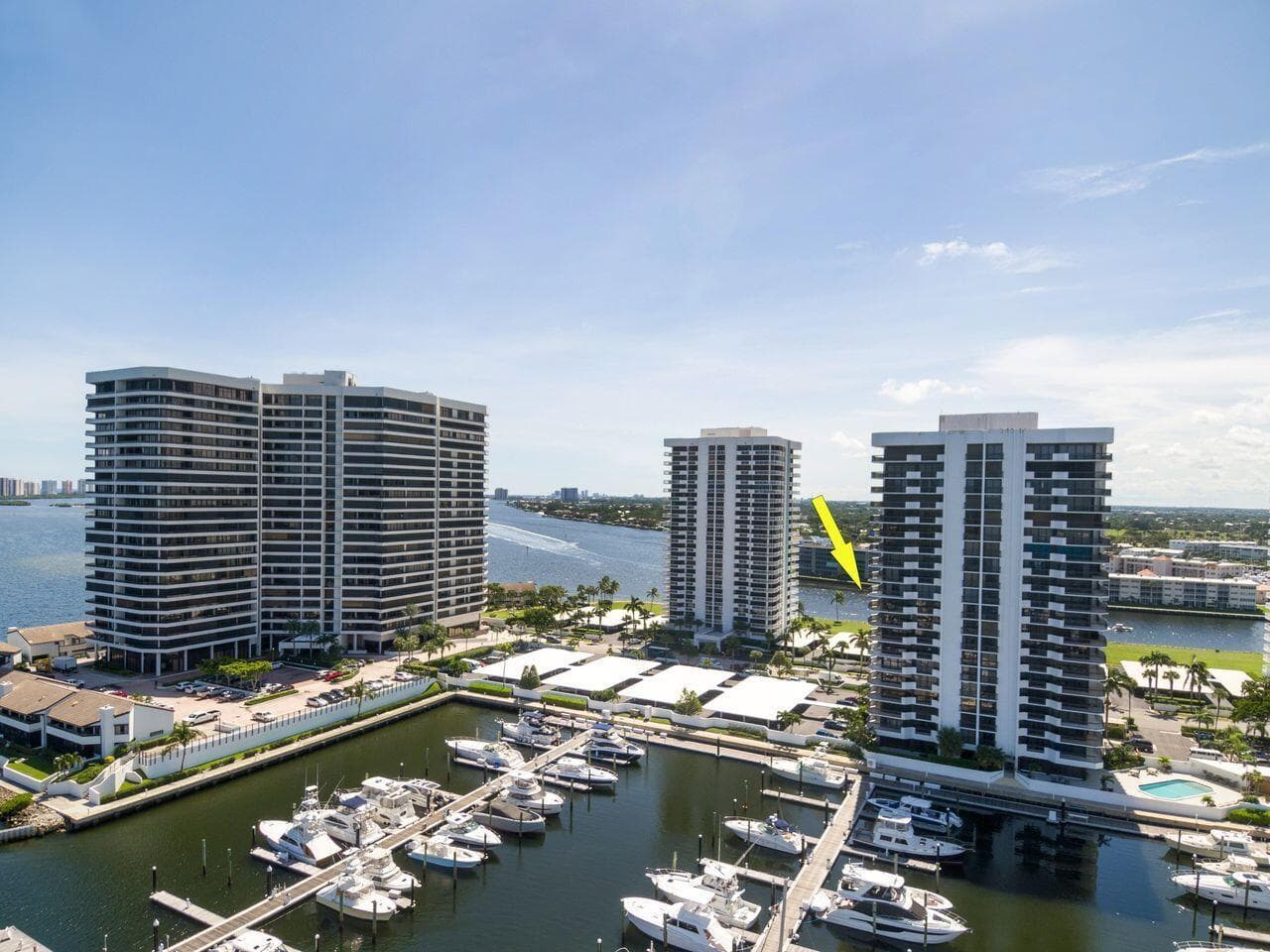108 Lakeshore Drive 1041 photo 9