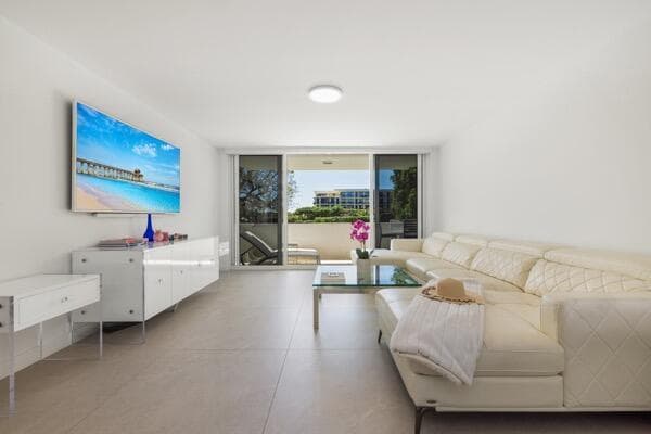 2773 S Ocean Boulevard 214 photo 3