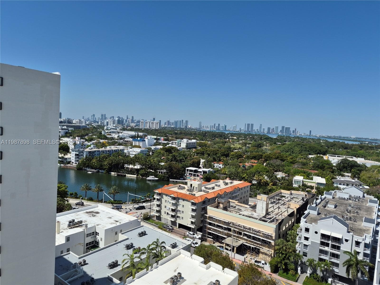 2655 Collins Ave 1910 photo 8