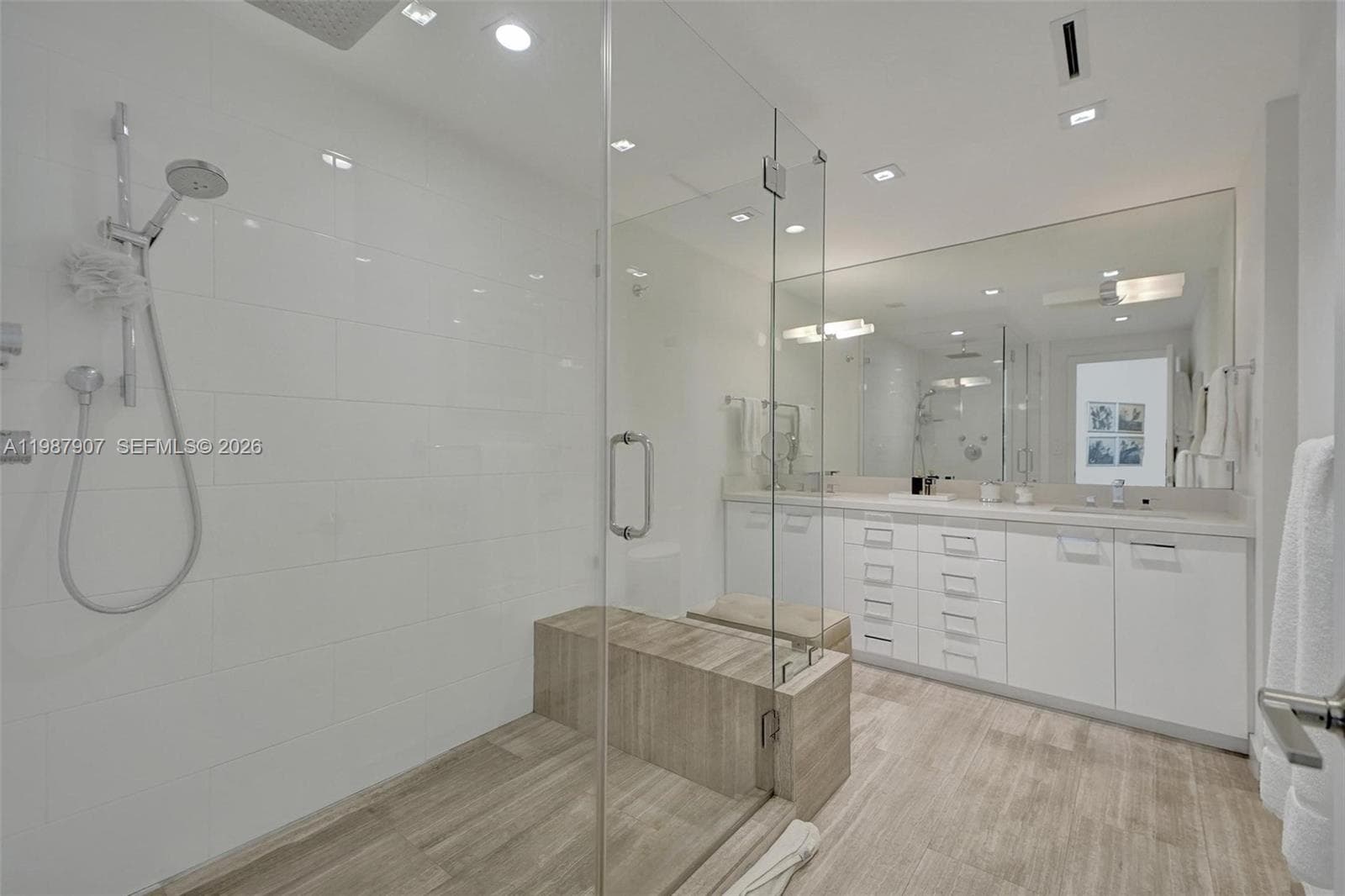 1121 Crandon Blvd D1202 photo 9