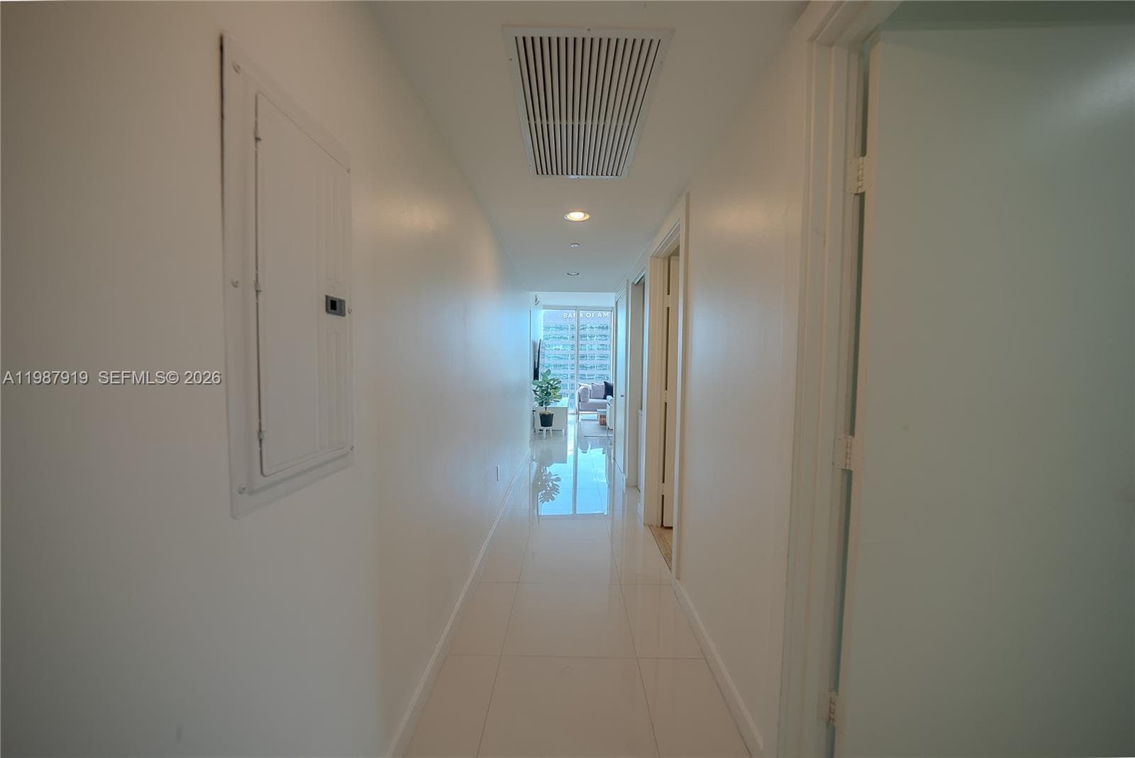 3708 photo 9