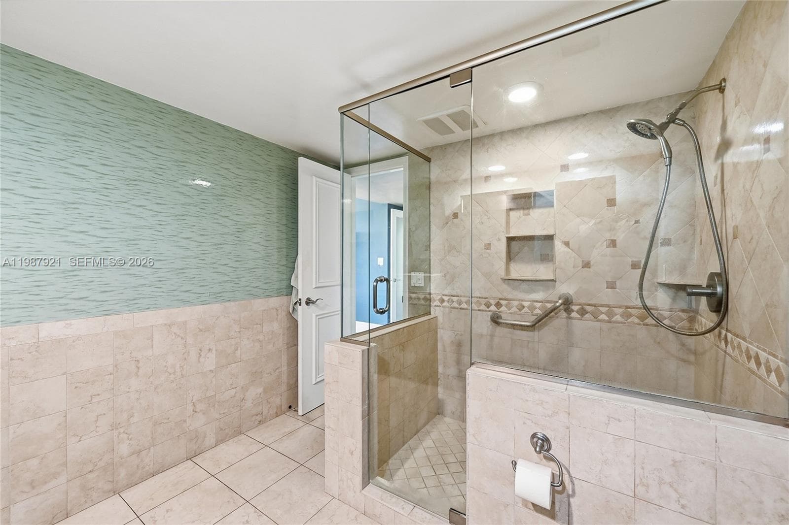2800 Sunrise Blvd 7F photo 23
