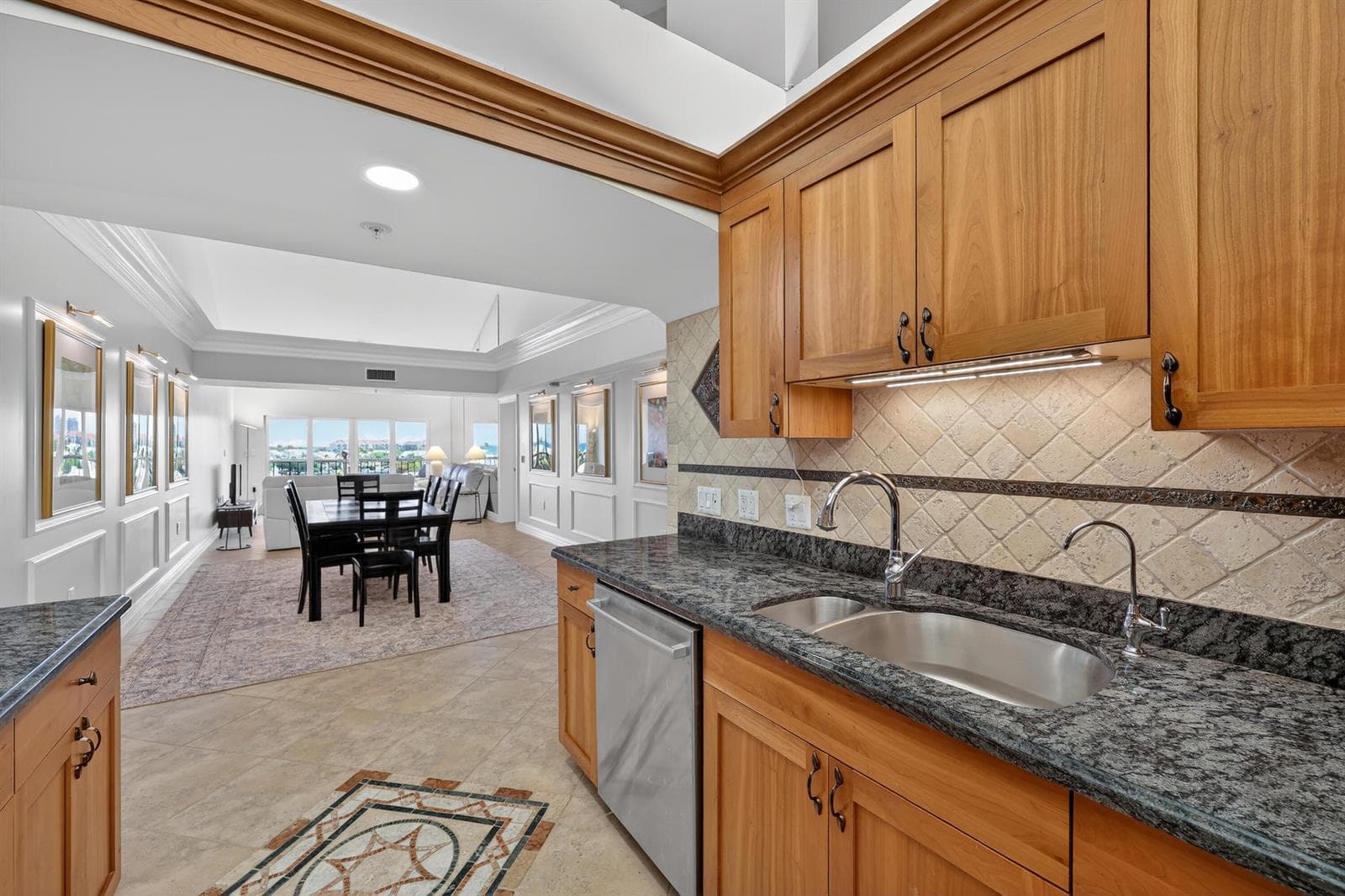 301 Ocean Bluffs Boulevard 5040 photo 6