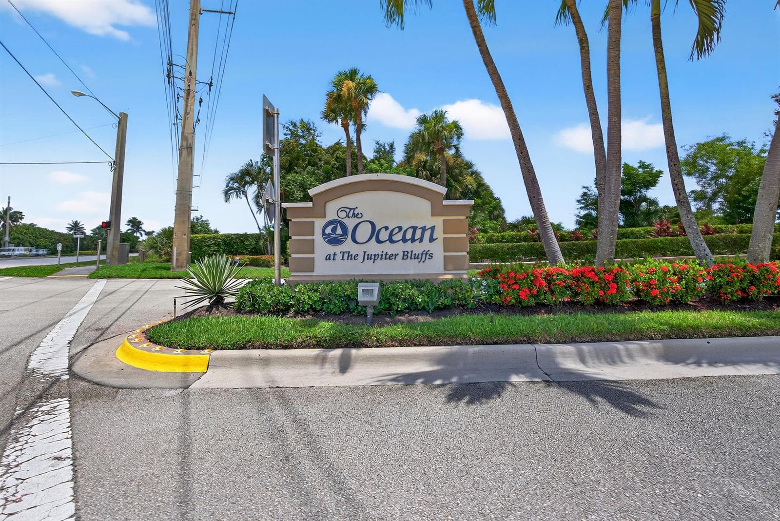 301 Ocean Bluffs Boulevard 5040 photo 24