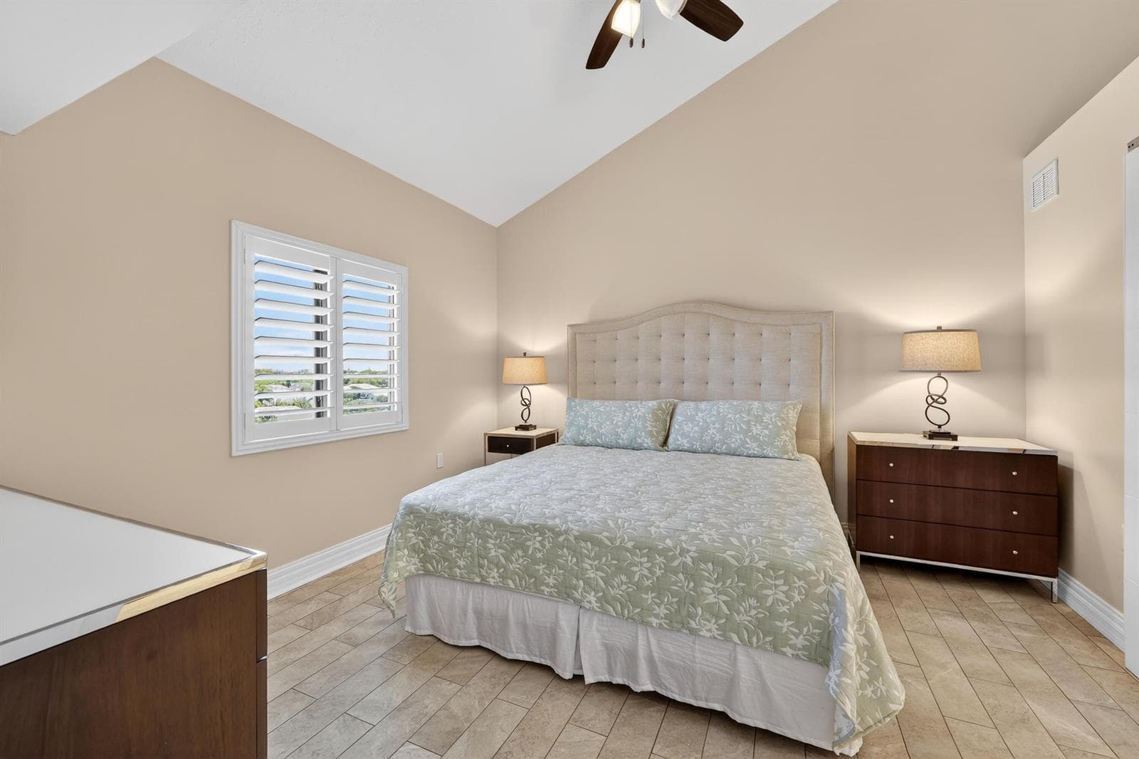 301 Ocean Bluffs Boulevard 5040 photo 14
