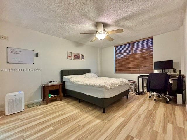 3660 NE 166th St 415 photo 20